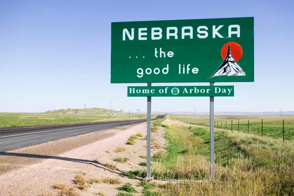 entering nebraska sign